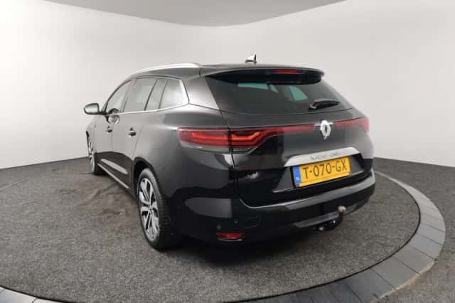 Renault Mégane (2023) thumbnail 6