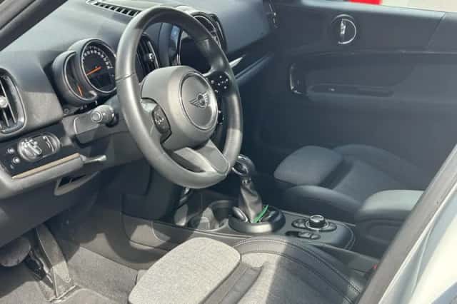 MINI Countryman (2022) thumbnail 6