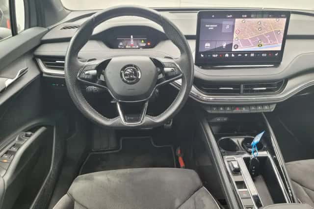 Škoda Enyaq (2022) thumbnail 3