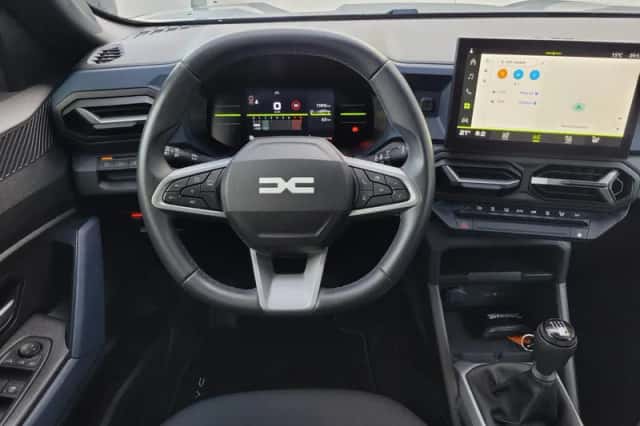 Dacia Duster (2025) thumbnail 3