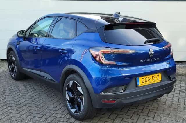Renault Captur (2024) thumbnail 6
