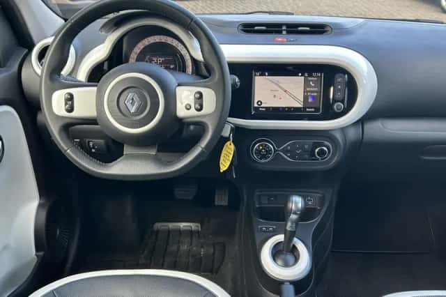 Renault Twingo (2021) thumbnail 3