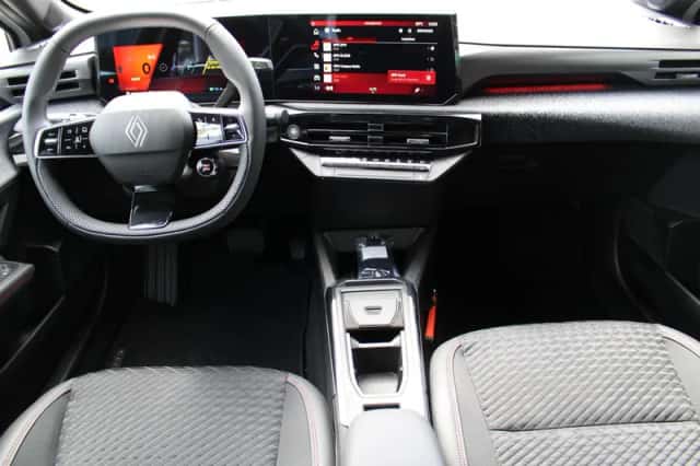 Renault Clio (2026) thumbnail 3