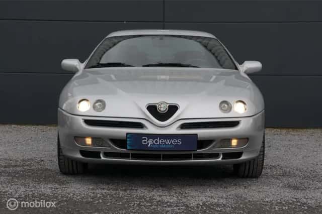 Alfa Romeo GTV (1997) thumbnail 4