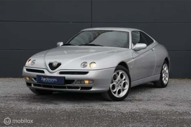 Alfa Romeo GTV (1997) thumbnail 5
