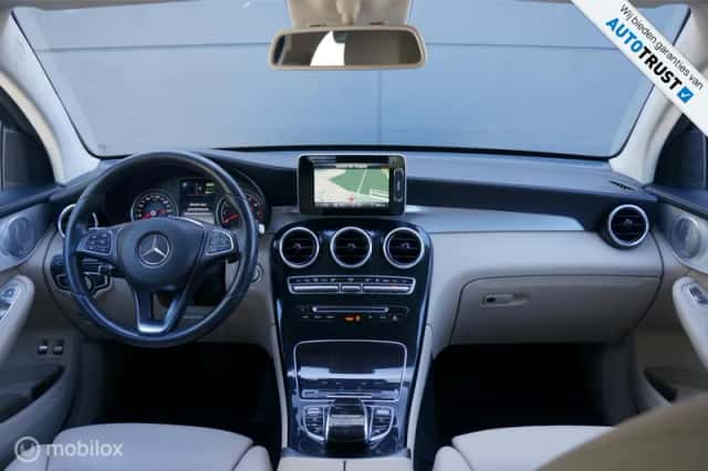 Mercedes-Benz GLC-Klasse (2017) thumbnail 3