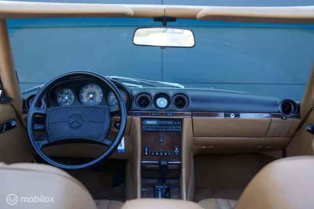 Mercedes-Benz SL-Klasse (1986) thumbnail 3
