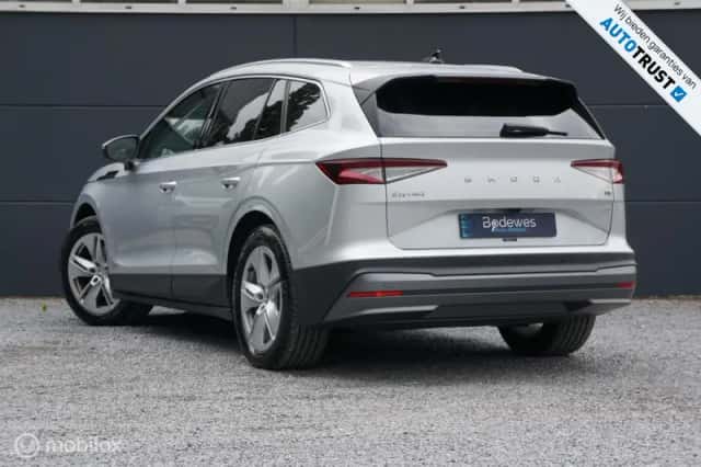 Škoda Enyaq (2021) thumbnail 2