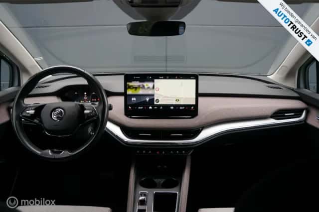 Škoda Enyaq (2021) thumbnail 3