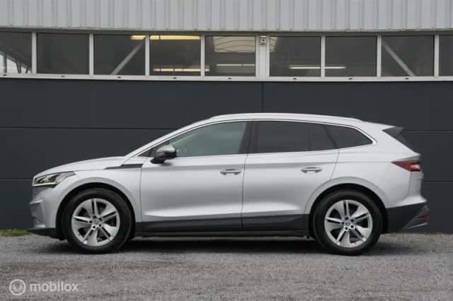 Škoda Enyaq (2021) thumbnail 6