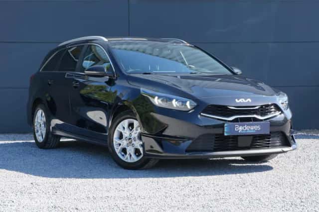 Kia Ceed (2022) thumbnail 1