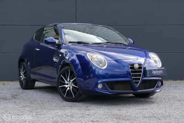 Alfa Romeo MiTo (2015) thumbnail 1