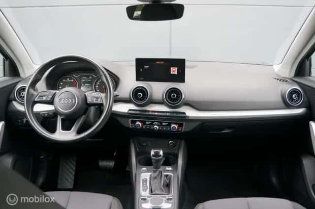 Audi Q2 (2021) thumbnail 3
