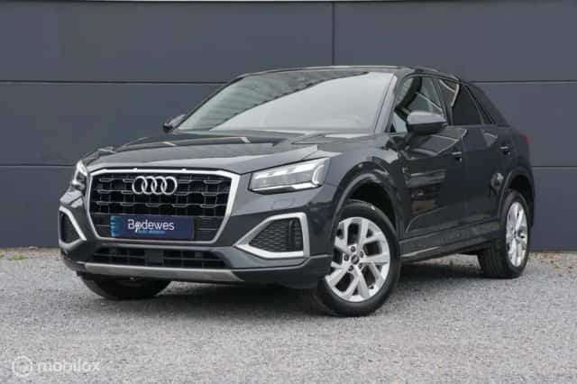 Audi Q2 (2021) thumbnail 5