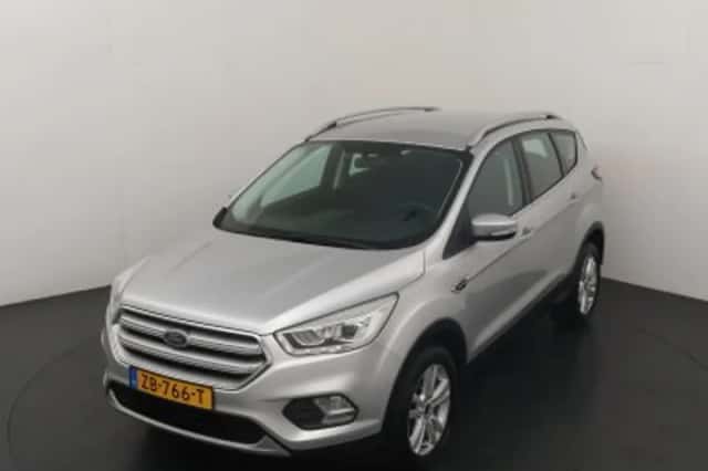 Ford Kuga (2014) thumbnail 4