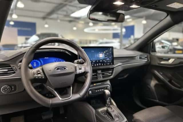 Ford Focus (2024) thumbnail 6