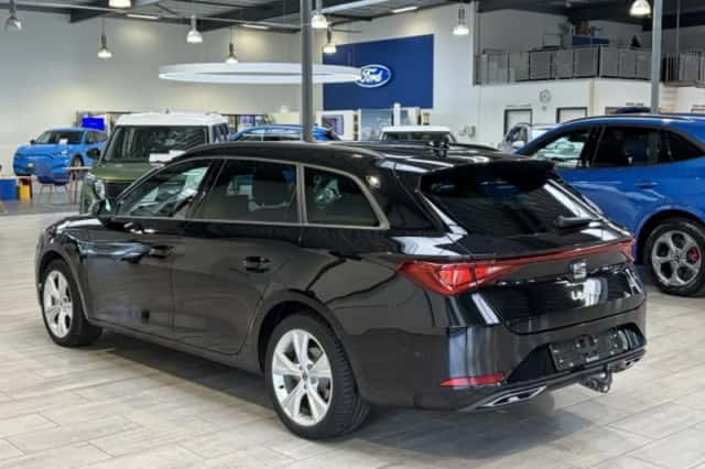 SEAT Leon Sportstourer (2025) thumbnail 3