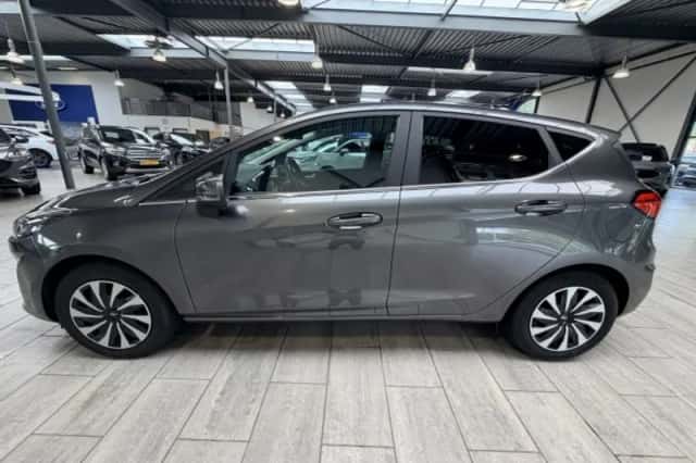 Ford Fiesta (2023) thumbnail 2