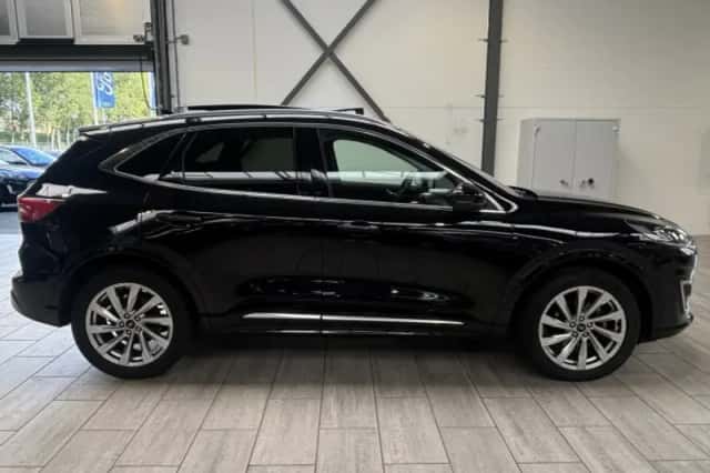 Ford Kuga (2022) thumbnail 6