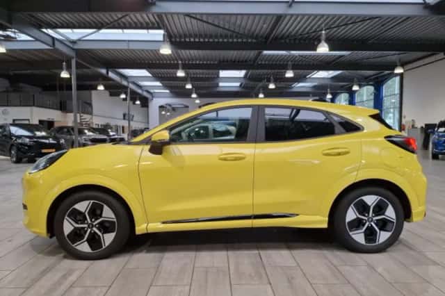 Ford Puma (2025) thumbnail 2