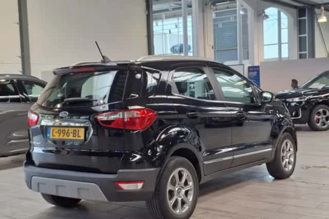Ford EcoSport (2019) thumbnail 5