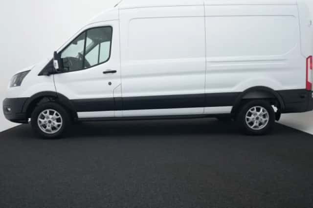 Ford E-Transit (2024) thumbnail 1