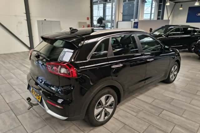 Kia Niro (2019) thumbnail 3