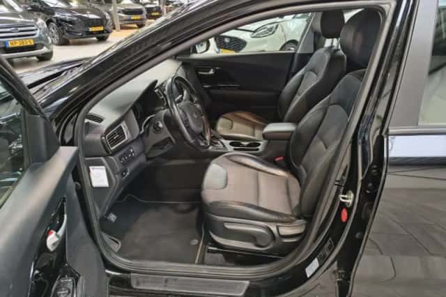 Kia Niro (2019) thumbnail 6
