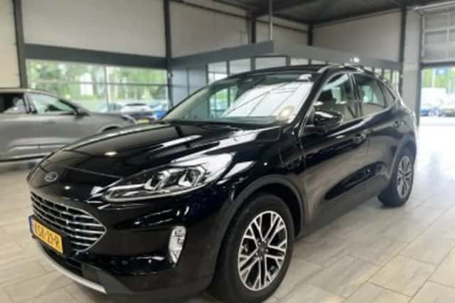 Ford Kuga (2019) thumbnail 1