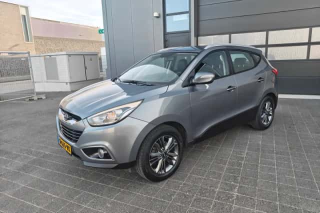 Hyundai ix35 (2014) thumbnail 1