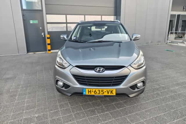 Hyundai ix35 (2014) thumbnail 3