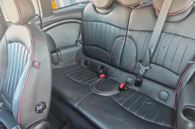 MINI Clubman (2011) thumbnail 6