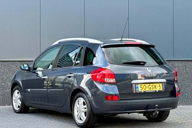 Renault Clio (2008) thumbnail 3