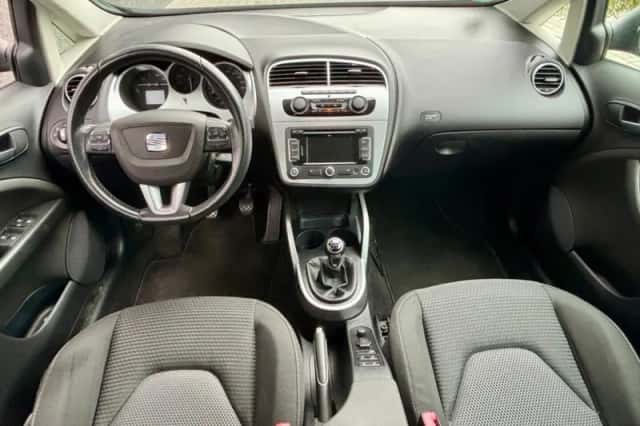 SEAT Altea (2011) thumbnail 3