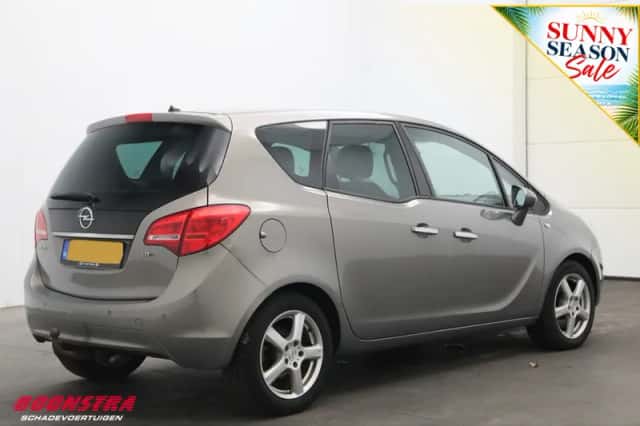Opel Meriva (2011) thumbnail 3