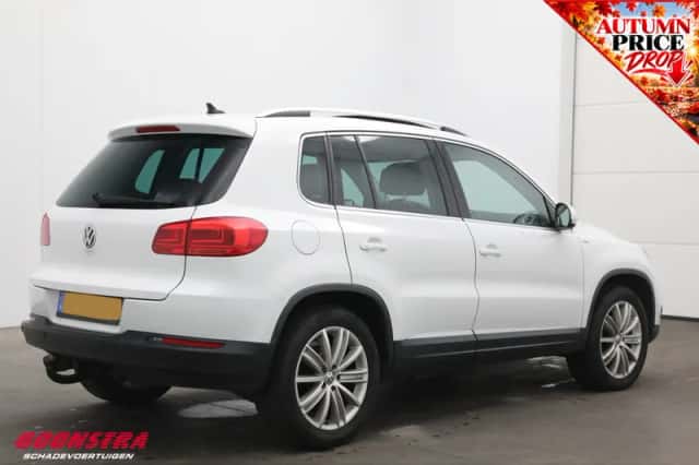 Volkswagen Tiguan (2014) thumbnail 3