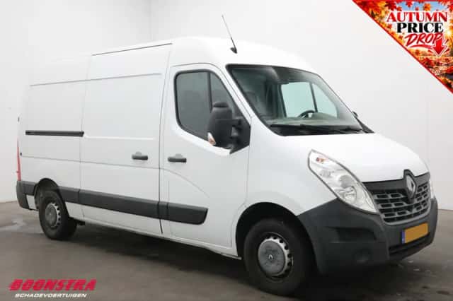 Renault Master (2015) thumbnail 2