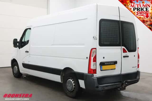 Renault Master (2015) thumbnail 4