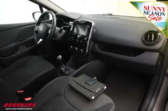 Renault Clio (2014) thumbnail 5