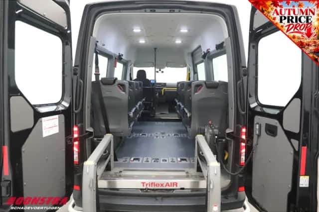 Volkswagen Crafter (2023) thumbnail 6