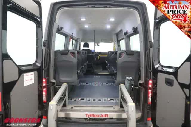 Volkswagen Crafter (2023) thumbnail 6