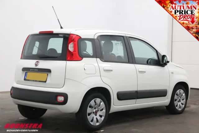 Fiat Panda (2016) thumbnail 3
