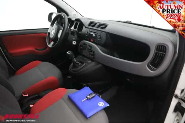 Fiat Panda (2016) thumbnail 5