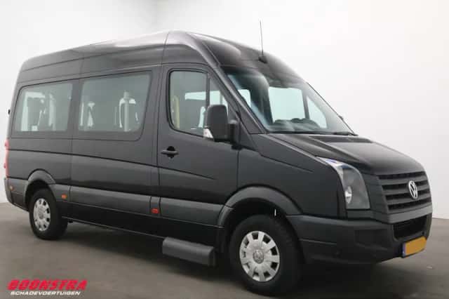 Volkswagen Crafter (2016) thumbnail 2