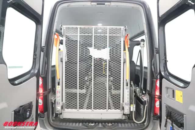 Volkswagen Crafter (2016) thumbnail 5