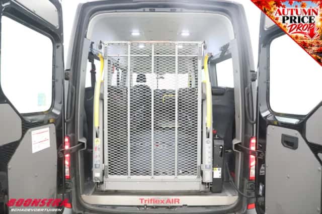 Volkswagen Crafter (2019) thumbnail 5