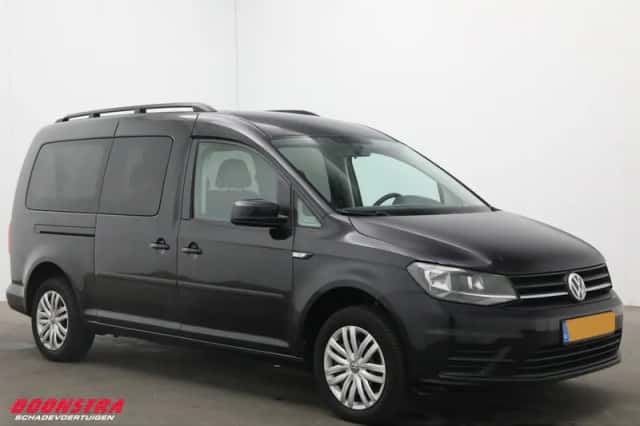 Volkswagen Caddy (2018) thumbnail 2