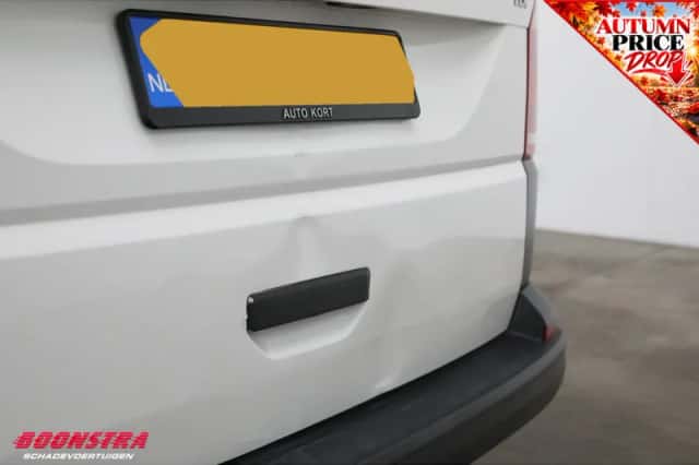 Volkswagen Transporter (2017) thumbnail 5