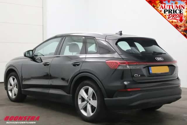 Audi Q4 e-tron (2022) thumbnail 4