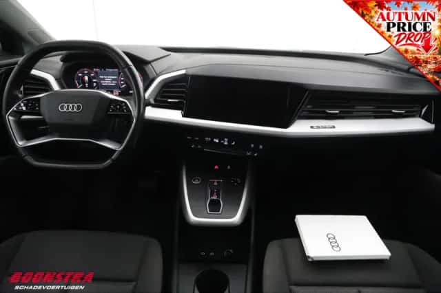 Audi Q4 e-tron (2022) thumbnail 6